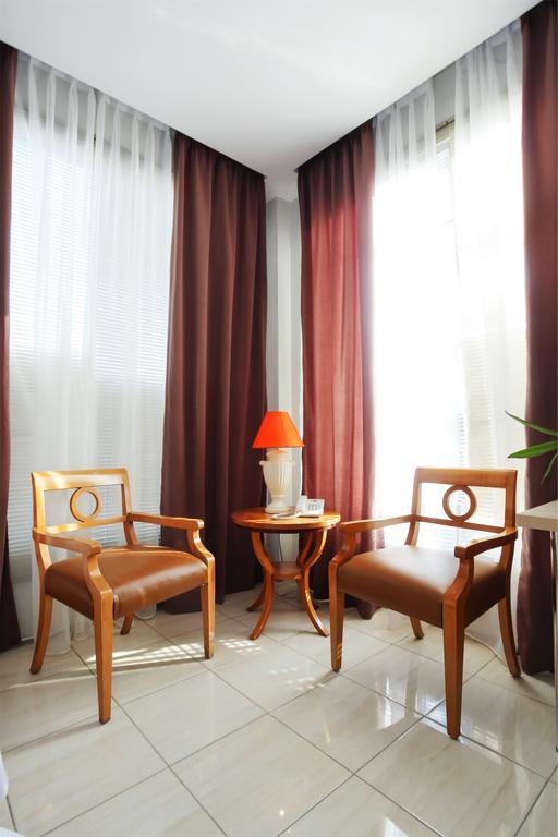 Topaz Residence Jakarta Zimmer foto